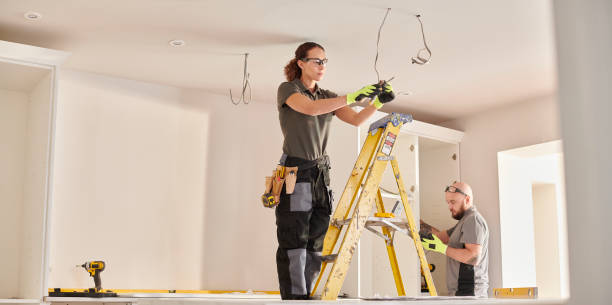 Best Commercial Electrician Services  in Town And Country, WA